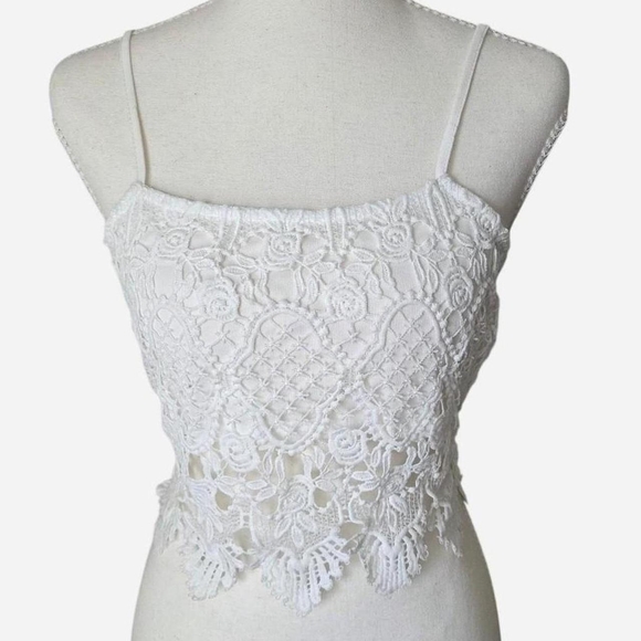 Call me eden Tops - Calle Me Eden white lace crop top with adjustable straps boho festival size M